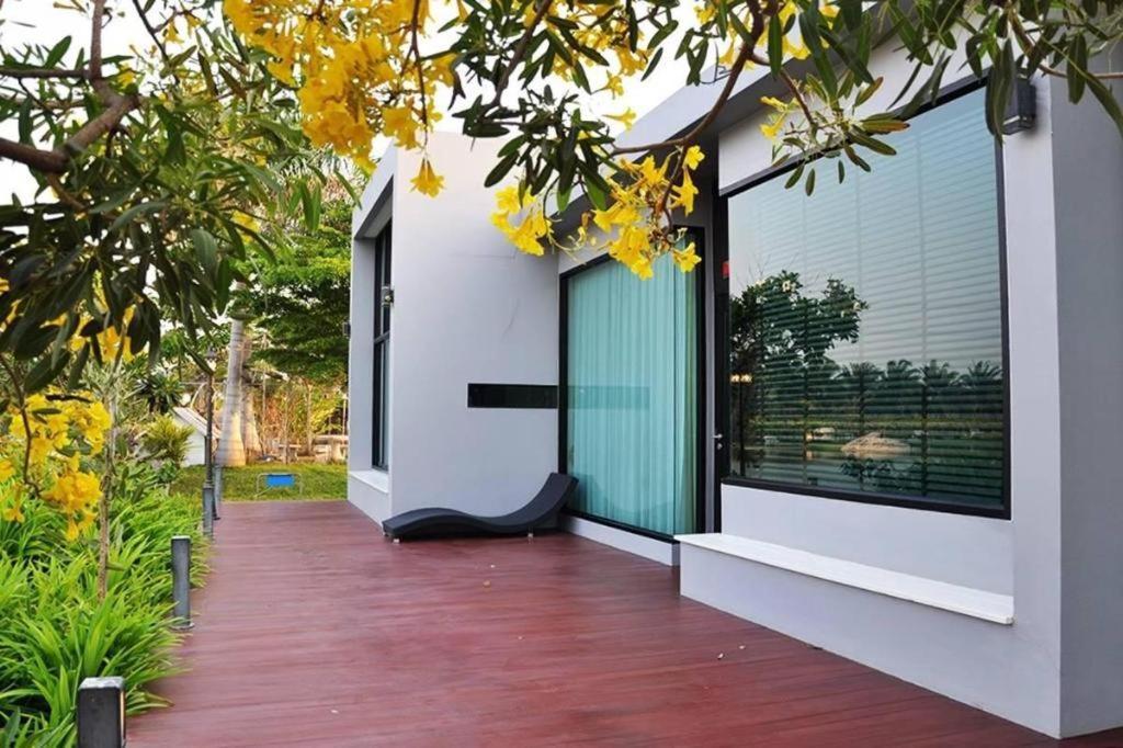 Thaiasia Goldensea Resort Phra Nakhon Si Ayutthaya Buitenkant foto