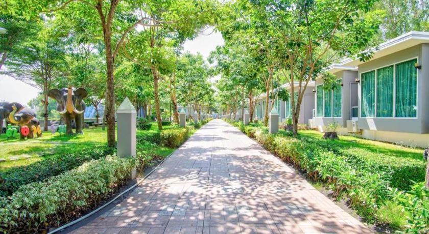 Thaiasia Goldensea Resort Phra Nakhon Si Ayutthaya Buitenkant foto