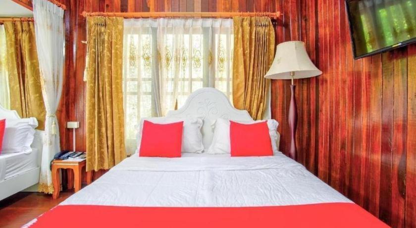 Thaiasia Goldensea Resort Phra Nakhon Si Ayutthaya Buitenkant foto