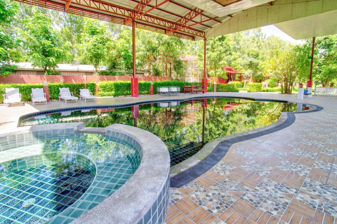 Thaiasia Goldensea Resort Phra Nakhon Si Ayutthaya Buitenkant foto